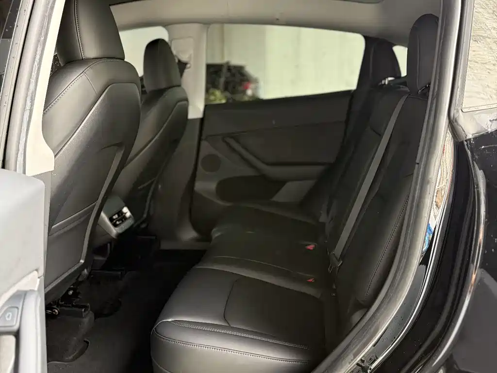Model Y 2022 facelift rear-wheel drive version купить на сайте DeffCars