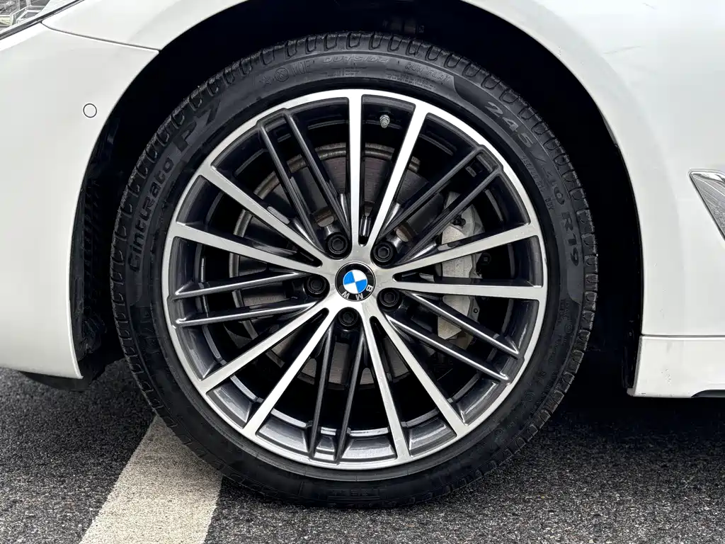 BMW 5 Series 2020 530Li Exclusive M Sports Package купить на сайте DeffCars