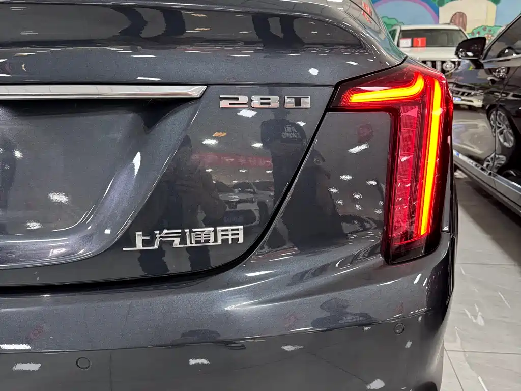 Cadillac CT5 2021 28T luxury model купить на сайте DeffCars