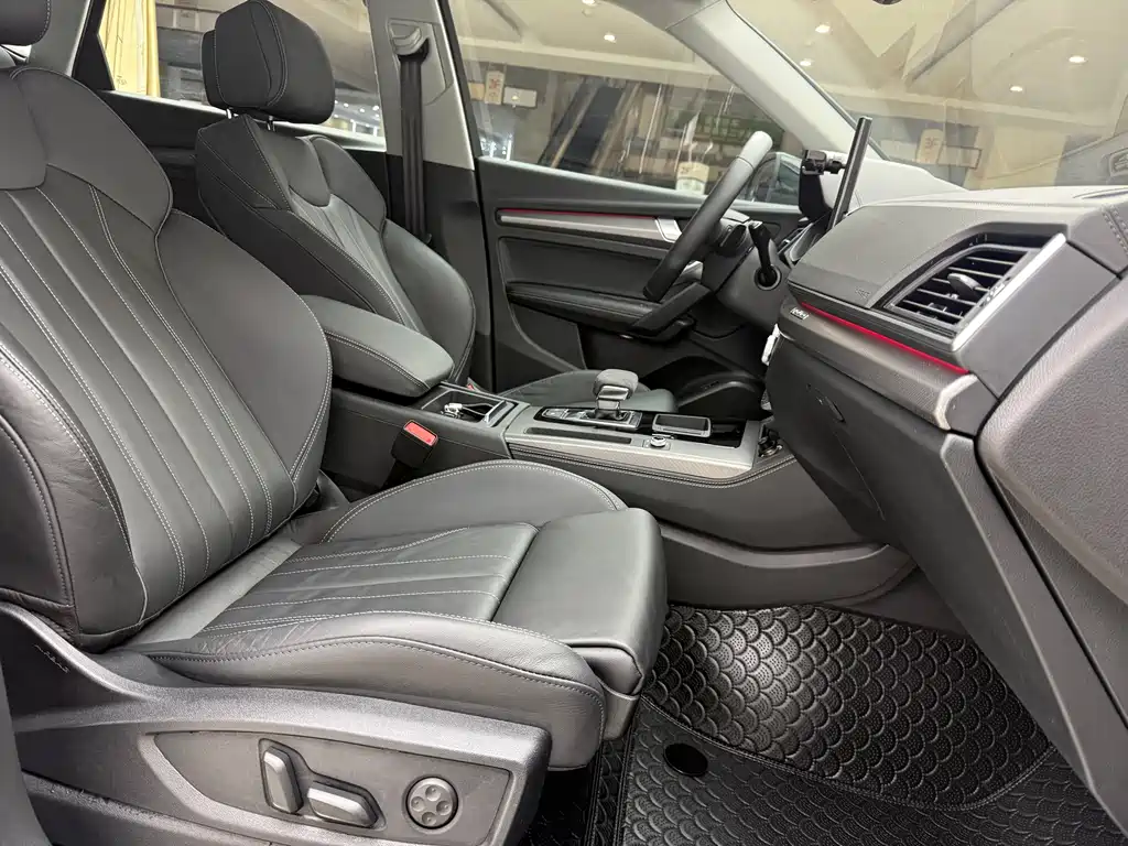 Audi Q5L 2022 40T luxury and dynamic model купить на сайте DeffCars
