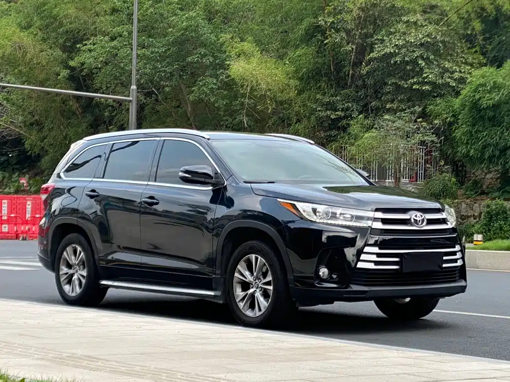 Highlander 2018 2.0T 2WD Elite Edition 7 seats National V купить на сайте DeffCars