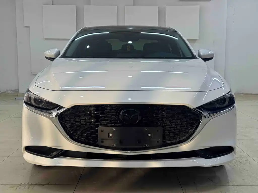 Mazda3 Angkesela 2021 2.0L Automatic Premium Edition купить на сайте DeffCars