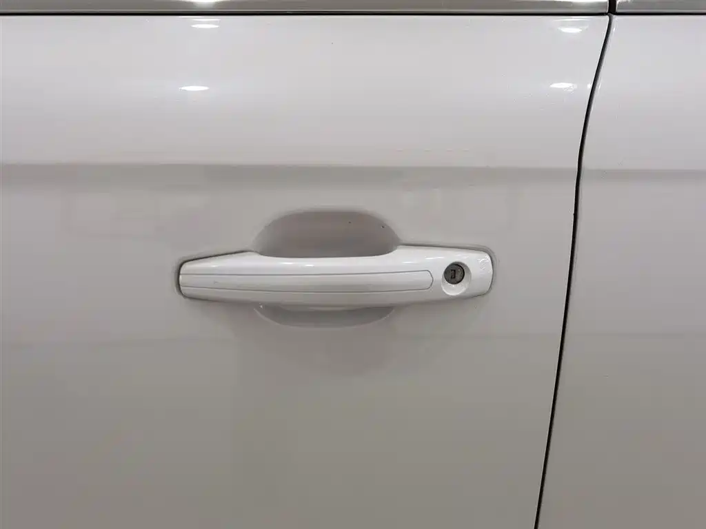 Voyager 2021 2.0T four-wheel drive exclusive edition купить на сайте DeffCars