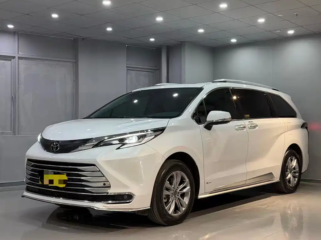 SIENNA 2024 2.5L Hybrid Comfort Edition купить на сайте DeffCars