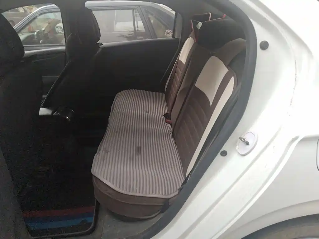 Peugeot 301 2016 1.6L automatic comfort version купить на сайте DeffCars