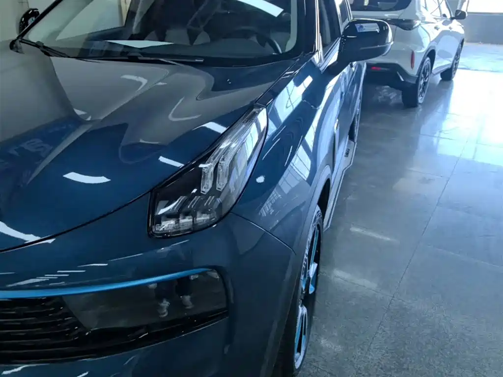 Lynk & Co 01 2017 2.0T two-wheel drive Pro version купить на сайте DeffCars