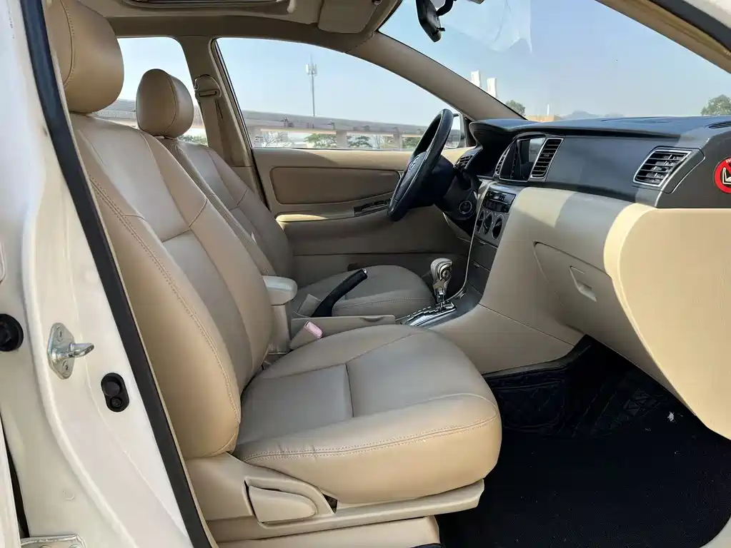 Corolla 2013 1.6L automatic luxury version купить на сайте DeffCars