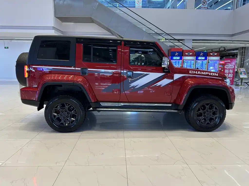 Beijing off-road BJ40 2018 2.3T automatic four-wheel drive ring tower championship version National V купить на сайте DeffCars