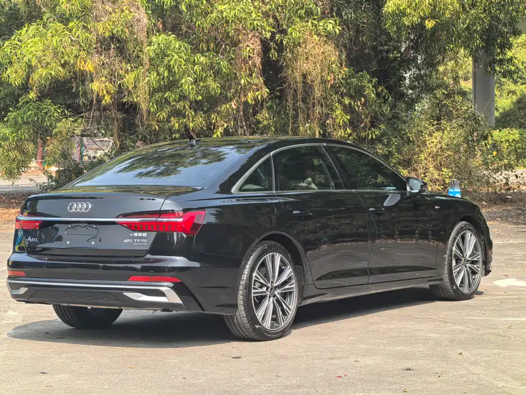 Audi A6L 2024 45 TFSI quattro premium dynamic model купить на сайте DeffCars