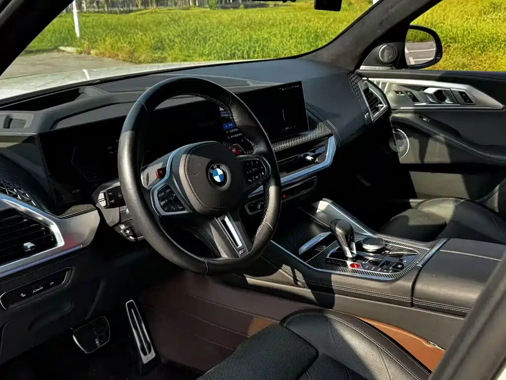BMW XM 2023 50e купить на сайте DeffCars