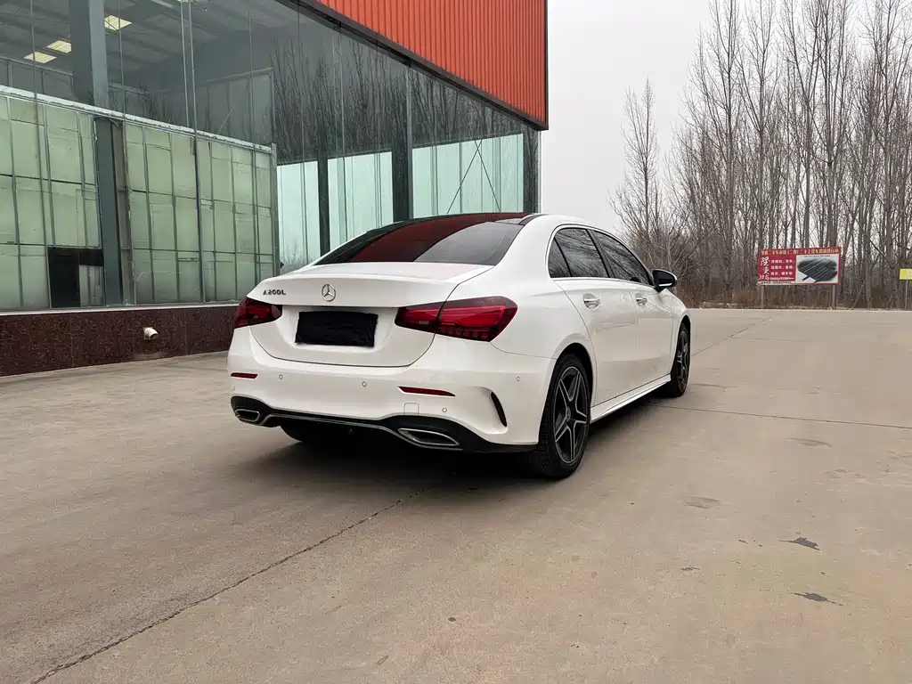 Mercedes-Benz A-Class 2023 A 200 L Fashion Model купить на сайте DeffCars