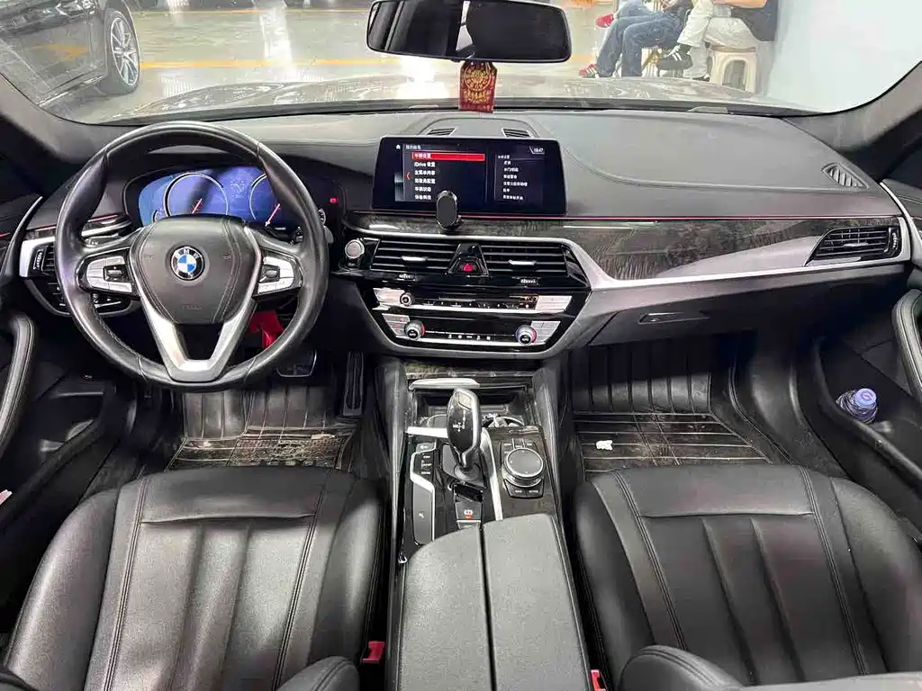 BMW 5 Series 2018 525Li M Sports Package купить на сайте DeffCars