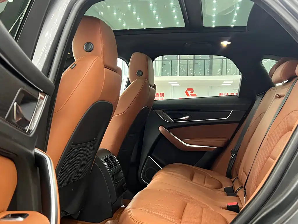 Jaguar F-PACE 2023 P250 R-Dynamic BLACK купить на сайте DeffCars