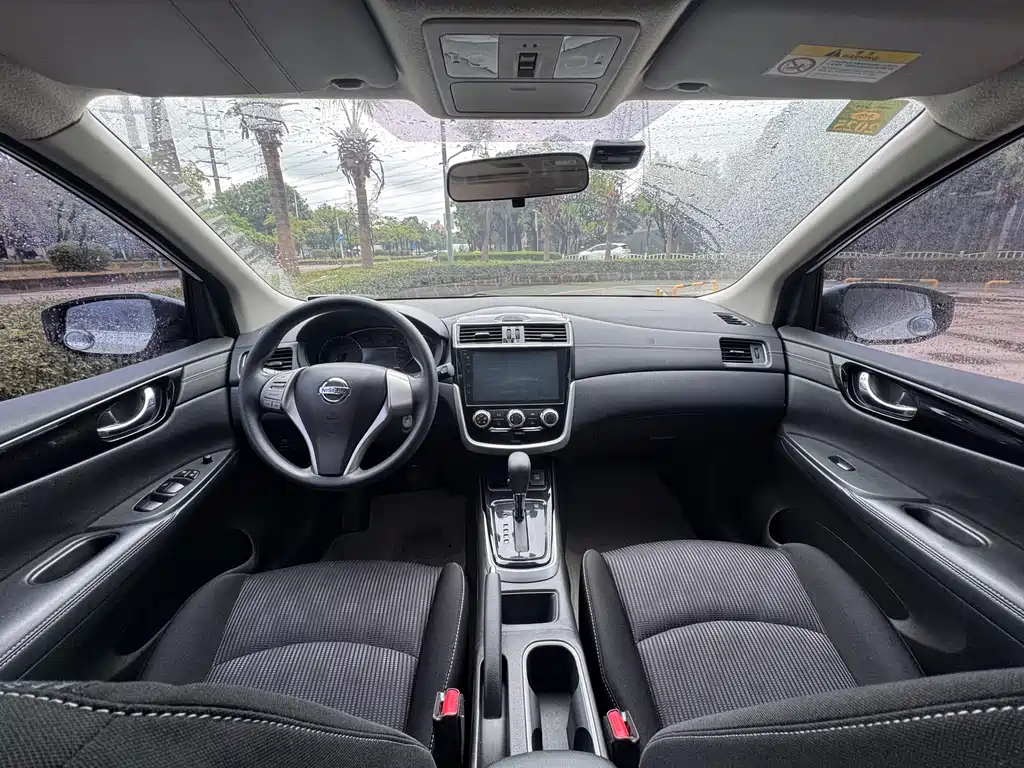 Tiida 2016 1.6L CVT cool version купить на сайте DeffCars