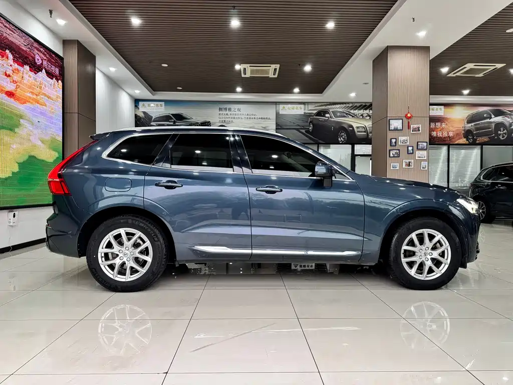 Volvo XC60 2020 T5 four-wheel drive Zhiyi Luxury Edition купить на сайте DeffCars