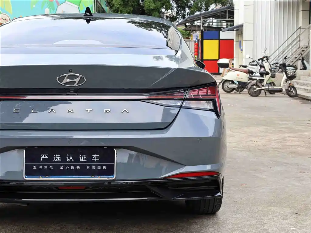 Elantra 2021 1.5L CVT LUX Premium Edition купить на сайте DeffCars