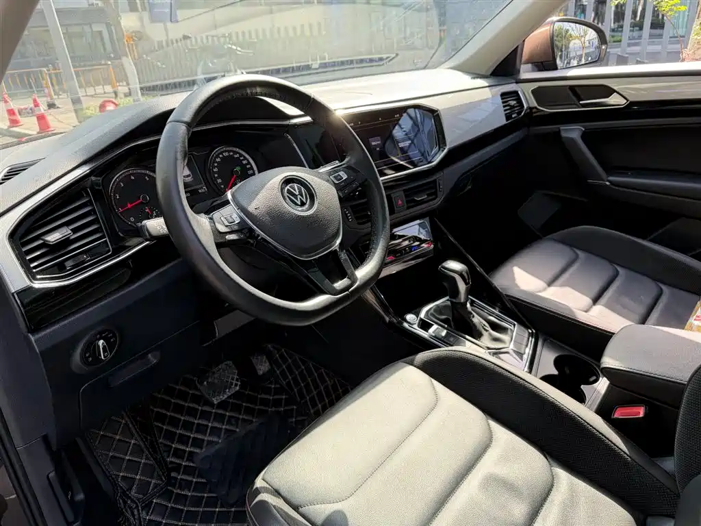 Tanyue 2020 330TSI two-wheel drive luxury intelligent version купить на сайте DeffCars