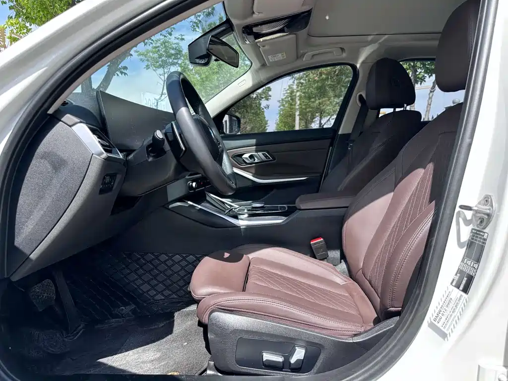 BMW 3 Series 2023 320Li M Sports Package купить на сайте DeffCars
