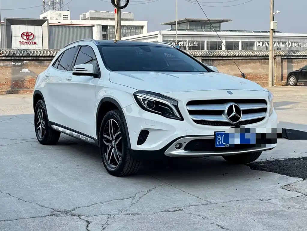 Mercedes-Benz GLA 2017 GLA 220 4MATIC Fashion Model купить на сайте DeffCars