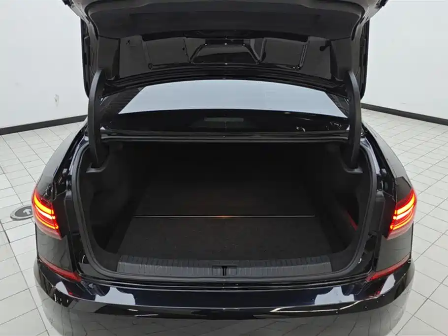 Passat 2023 facelift 330TSI Elite Edition купить на сайте DeffCars