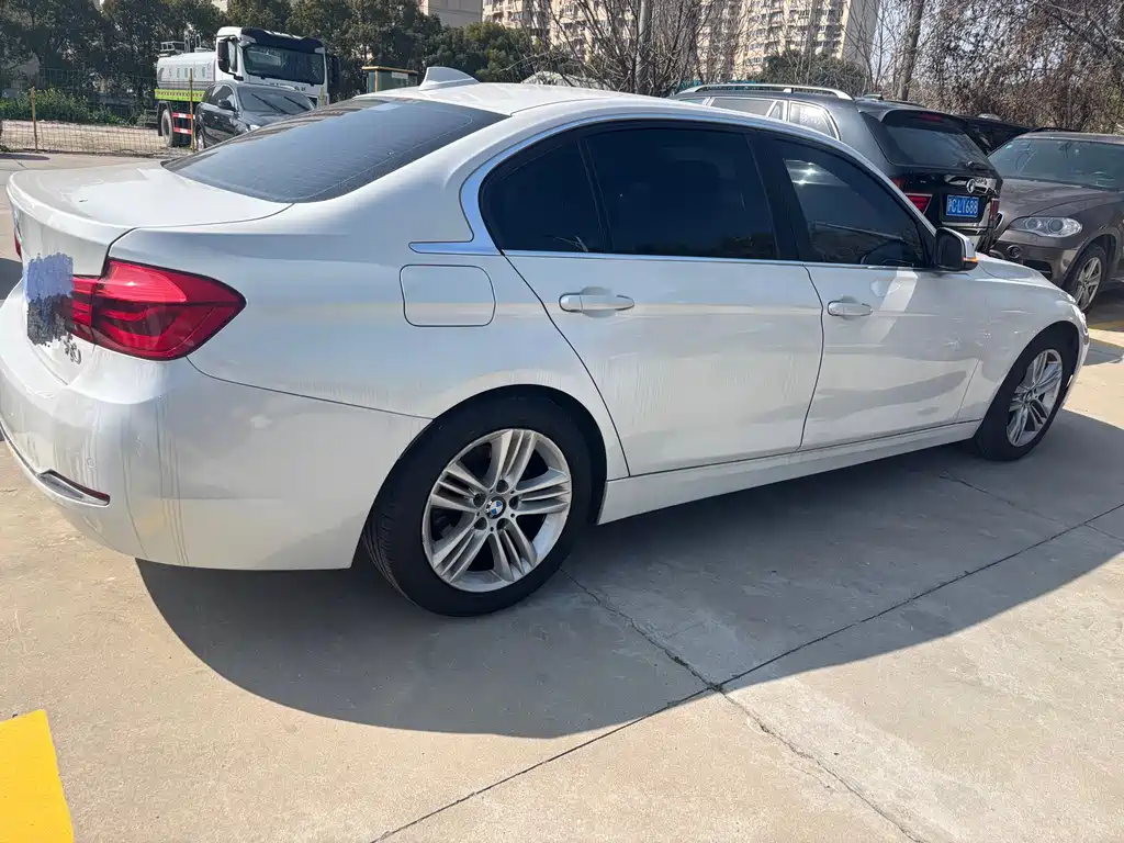 BMW 3 Series 2017 320Li Fashion Model купить на сайте DeffCars