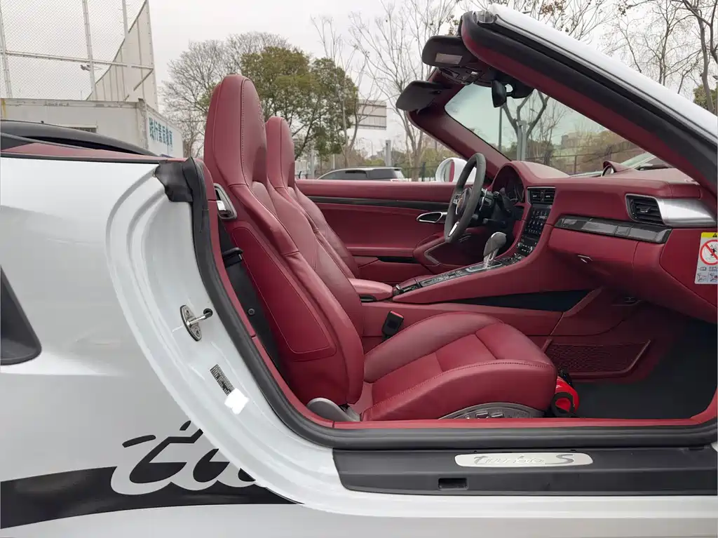 Porsche 911 2016 Turbo S Cabriolet 3.8T купить на сайте DeffCars