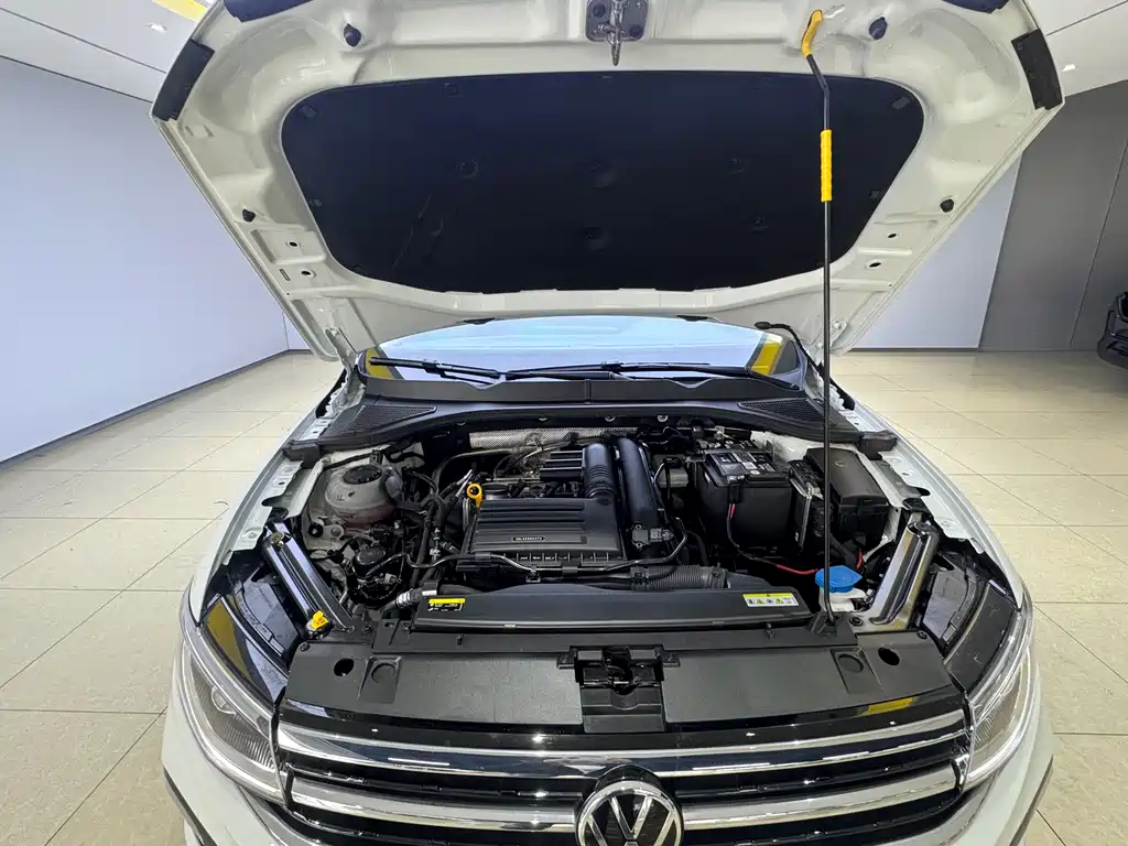Bora 2023 200TSI DSG Yuexing Edition купить на сайте DeffCars