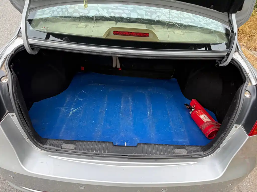 Excelle 2015 1.5L manual exclusive model купить на сайте DeffCars