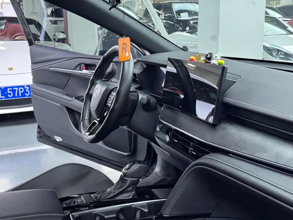 Camry 2024 Dual Engine 2.0HS Sports Edition купить на сайте DeffCars