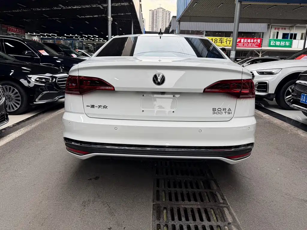 Bora 2023 300TSI DSG Premium Edition купить на сайте DeffCars