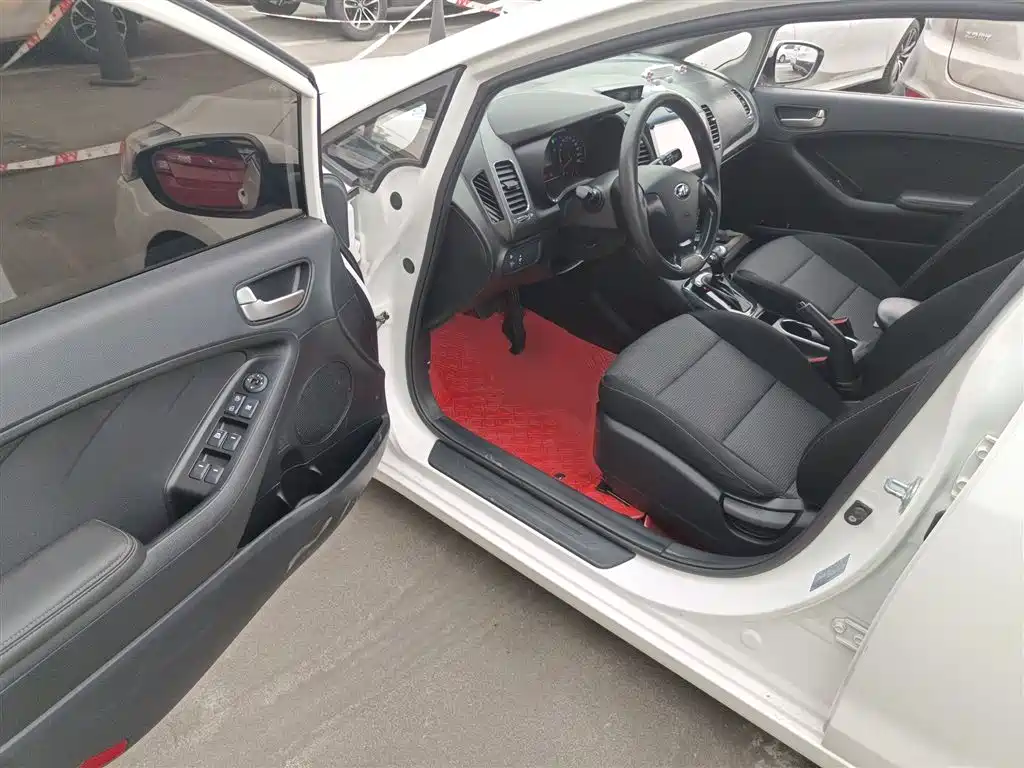 Kia K3 2017 1.6L Automatic 15th Anniversary Special Edition GLS купить на сайте DeffCars