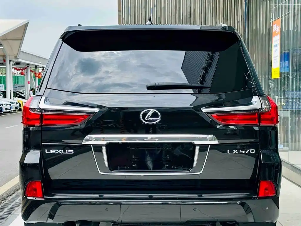 Lexus LX 2019 570 Dynamic Luxury Edition купить на сайте DeffCars