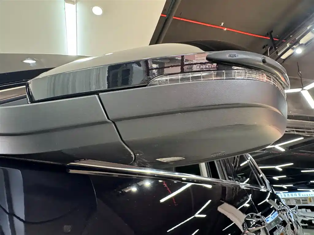 Touron 2021 380TSI four-wheel drive luxury version купить на сайте DeffCars