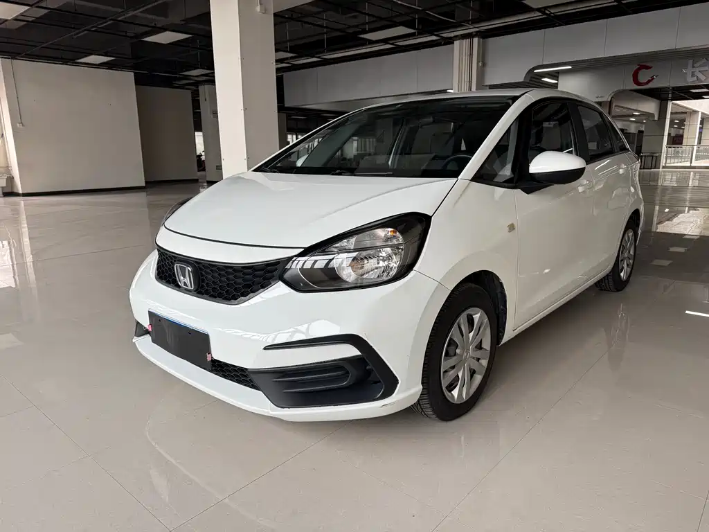 Fit 2021 1.5L CVT Fashion Edition купить на сайте DeffCars