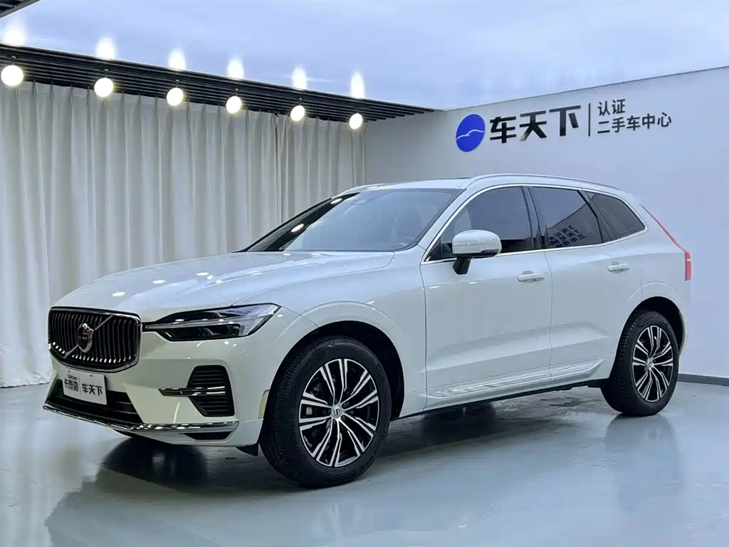 Volvo XC60 2022 B5 four-wheel drive Zhiyuan Deluxe Edition купить на сайте DeffCars