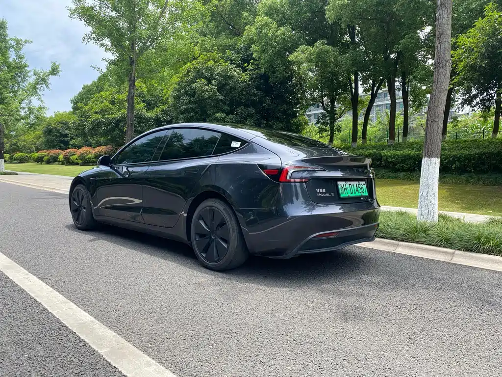 Model 3 2023 rear-wheel drive version купить на сайте DeffCars