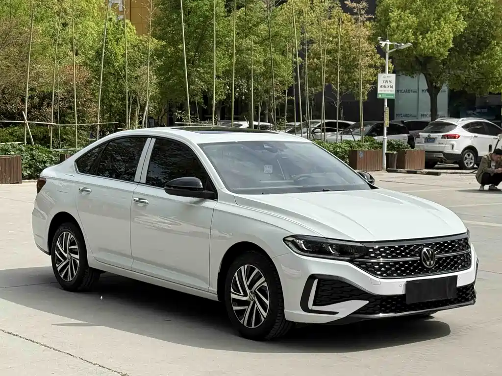 Lavida 2024 300TSI DSG Starry Sky Leading Edition купить на сайте DeffCars