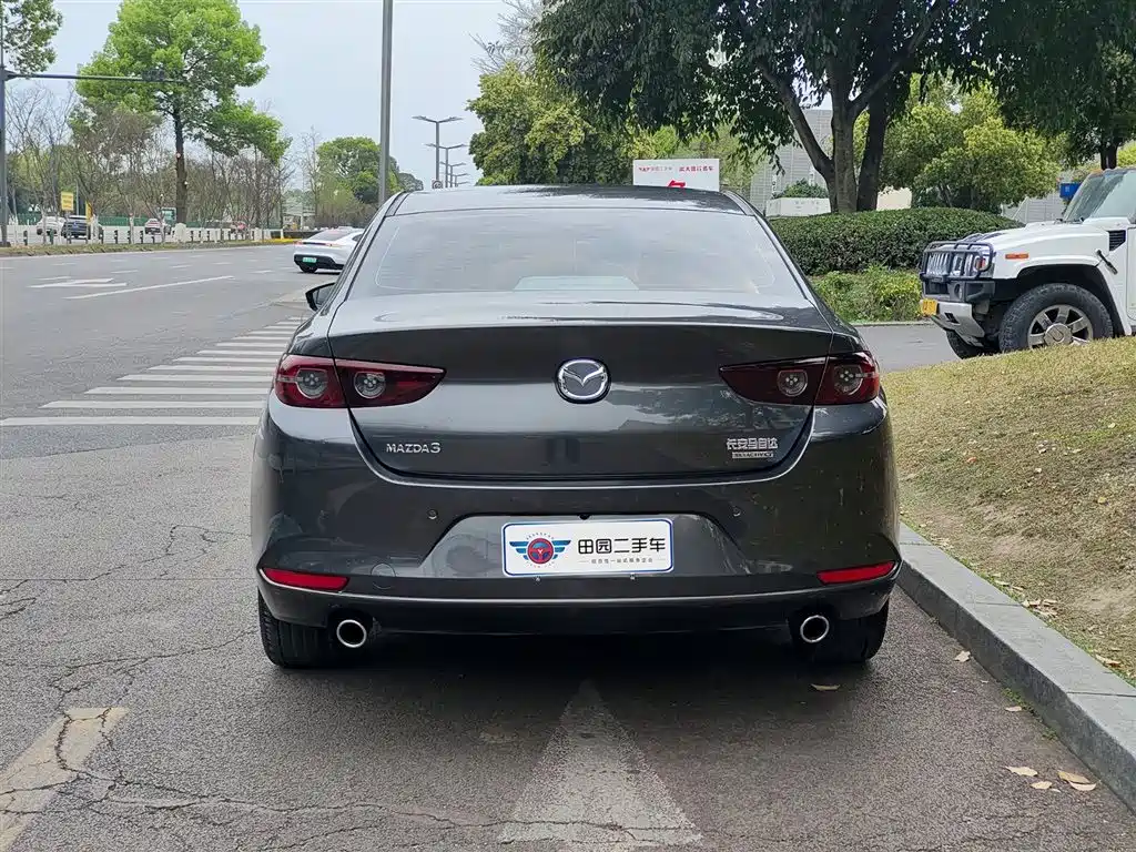 Mazda3 Angkesela 2023 2.0L Automatic Premium Edition купить на сайте DeffCars