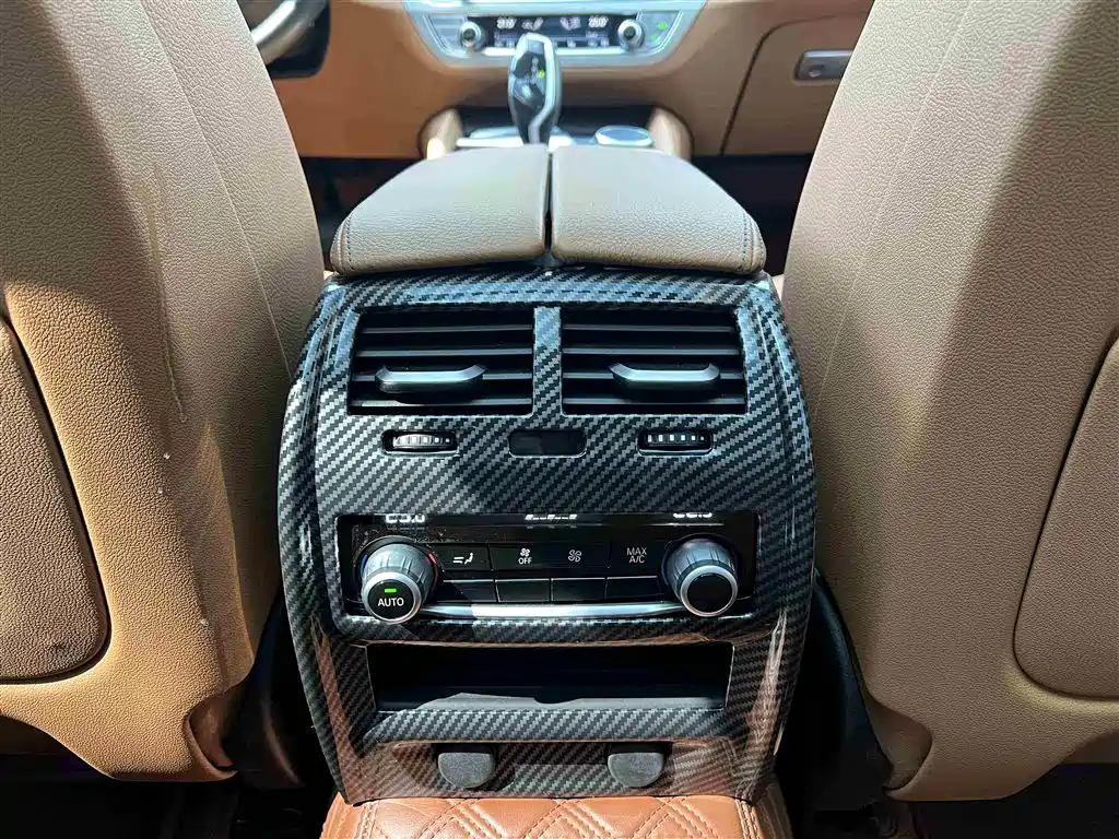 BMW 6 Series GT 2018 630i Luxury Design Package купить на сайте DeffCars