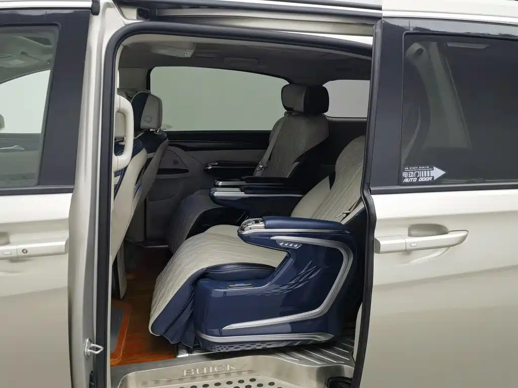Buick GL8 2021 ES Lu Zun 653T Comfort Type купить на сайте DeffCars