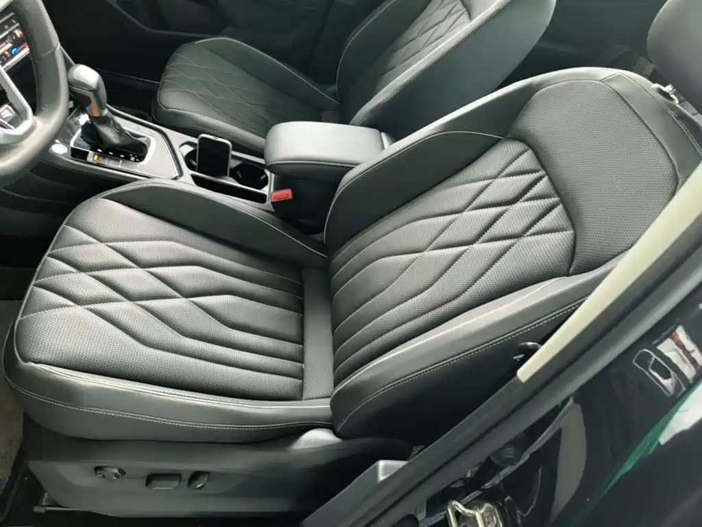 Tiguan L 2024 330TSI automatic two-wheel drive R-Line version купить на сайте DeffCars