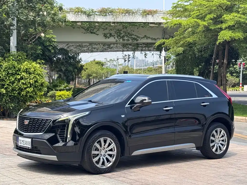 Cadillac XT4 2020 Modified 28T 2WD Leading купить на сайте DeffCars
