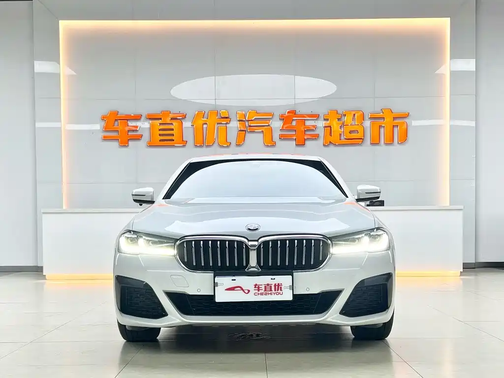 BMW 5 Series 2021 530Li Leading M Sports Package купить на сайте DeffCars