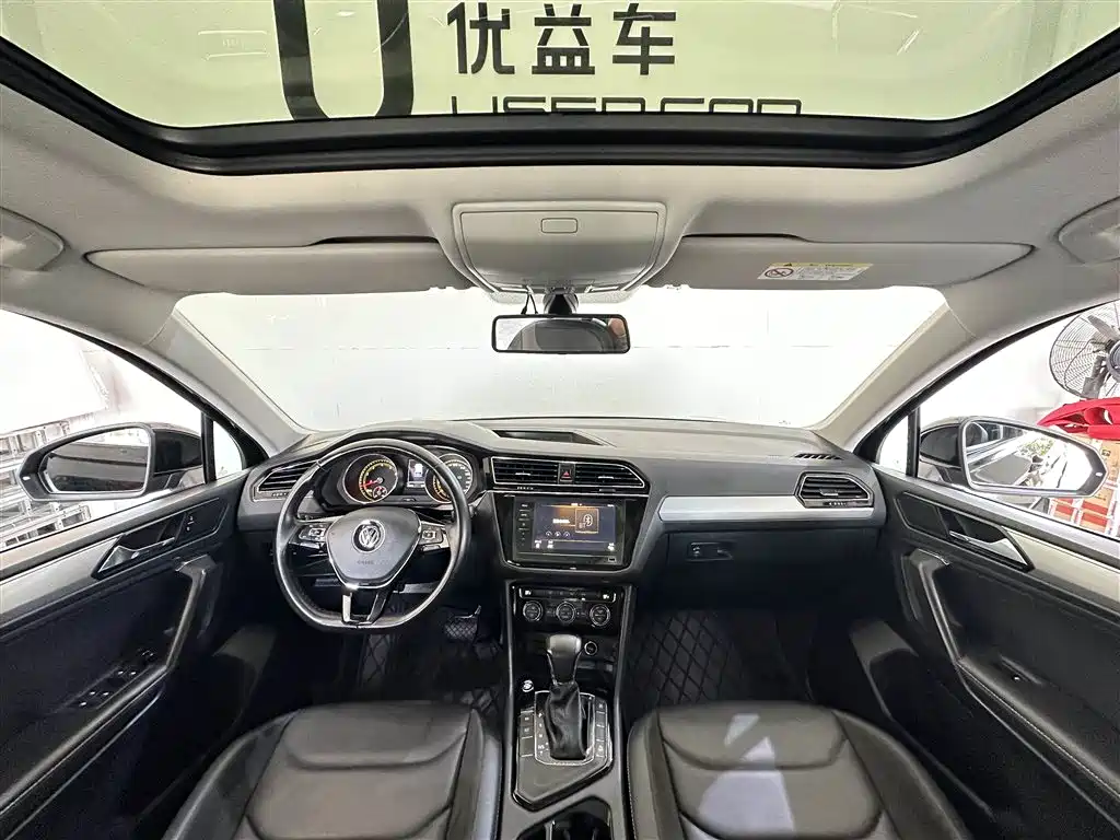 Tiguan L 2019 330TSI automatic two-wheel drive panoramic comfort version National VI купить на сайте DeffCars