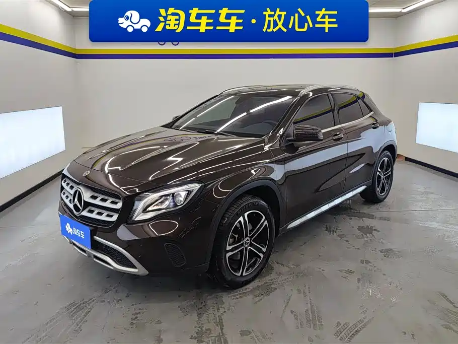 Mercedes-Benz GLA 2018 GLA 200 Fashion Model купить на сайте DeffCars