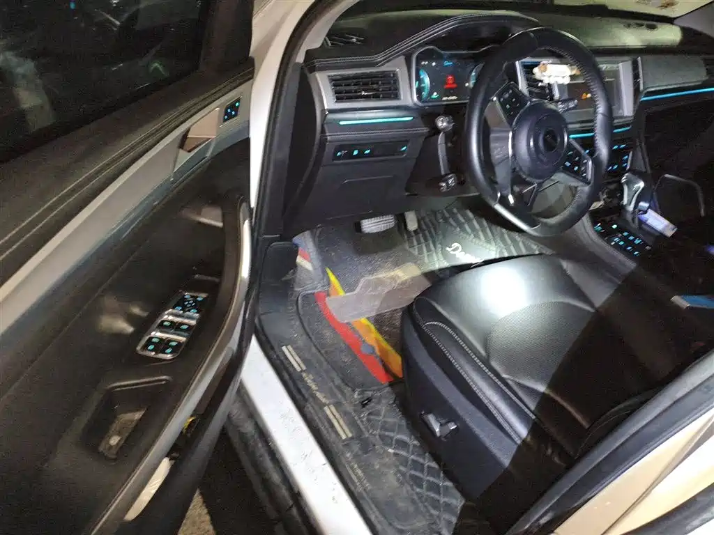 Damai X7 2017 advanced version 1.8T DCT Huashan type купить на сайте DeffCars