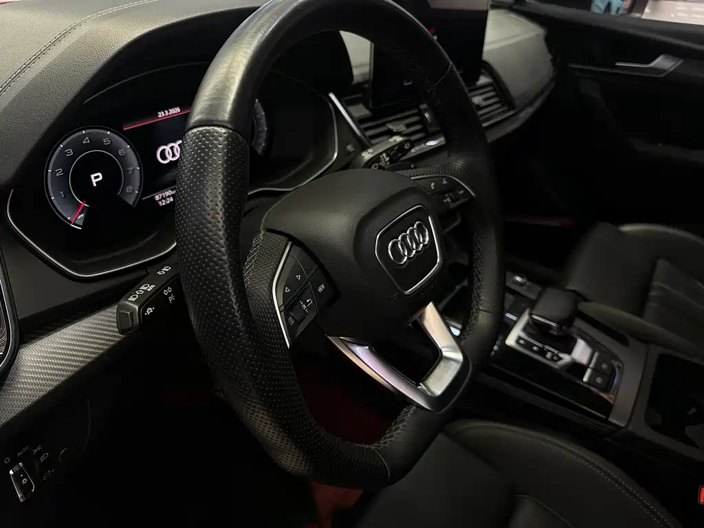 Audi Q5L 2021 45 TFSI luxury and dynamic model купить на сайте DeffCars