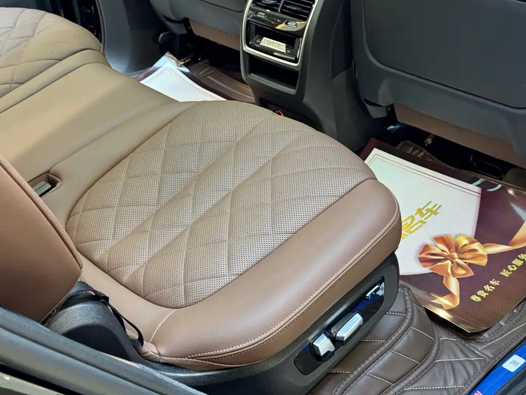 BMW X7 2024 xDrive40i Leading Luxury Package купить на сайте DeffCars