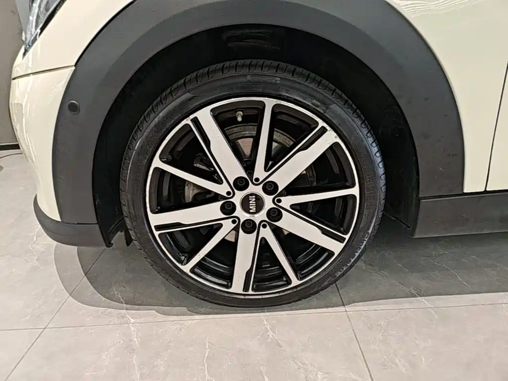 Mini 2023 1.5T Cooper Artist купить на сайте DeffCars