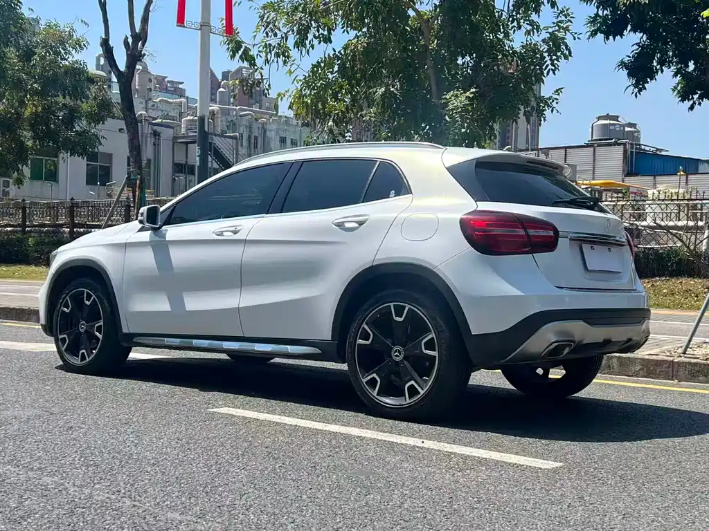 Mercedes-Benz GLA 2017 GLA 220 4MATIC luxury model купить на сайте DeffCars